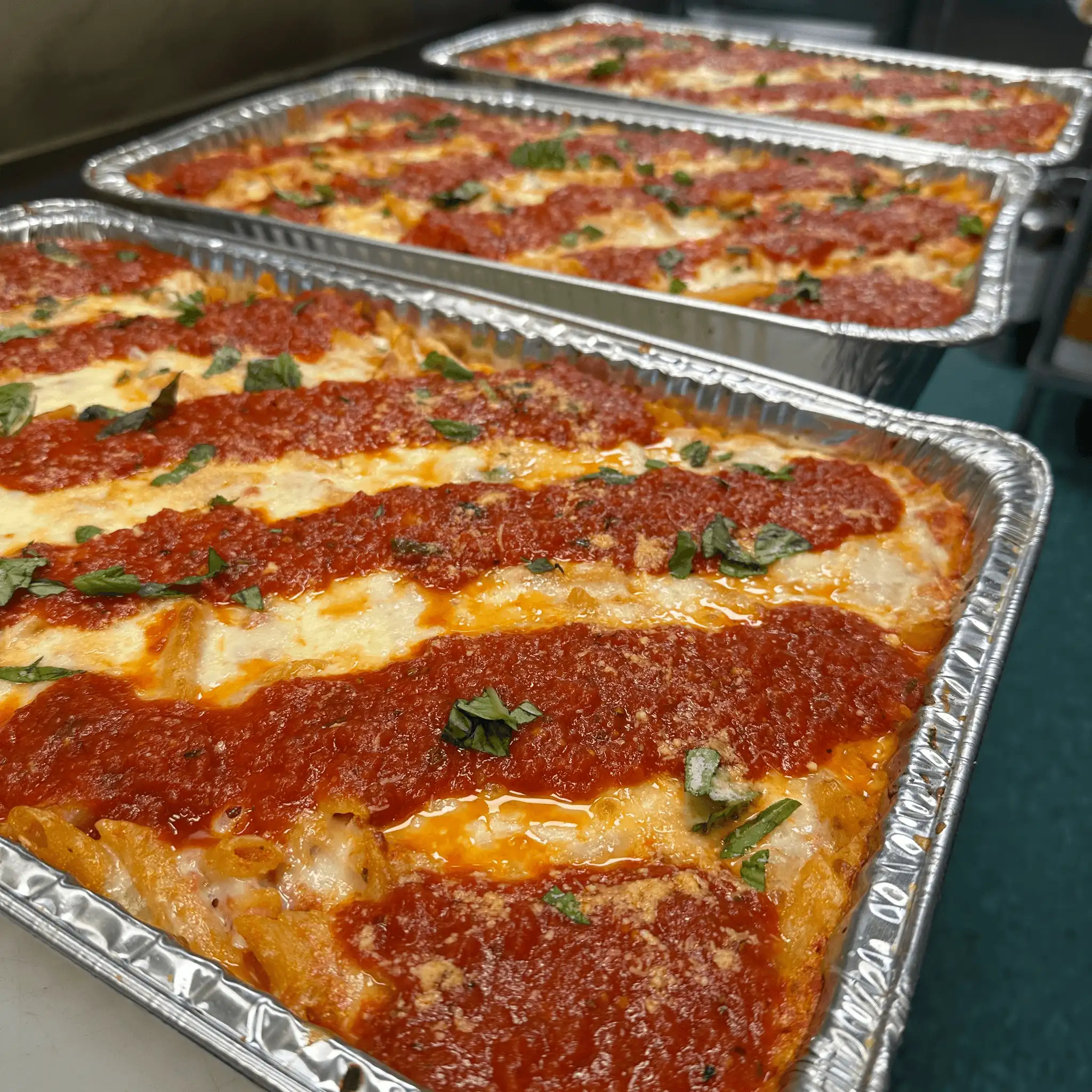 Pizza trays for catering and group orders